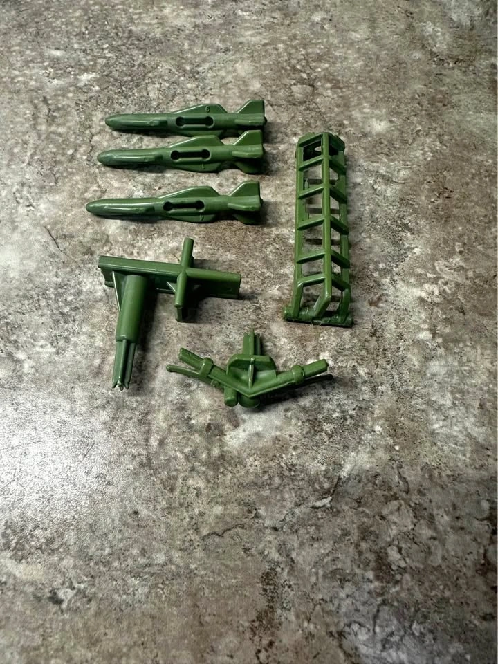 1989 GI Joe Radar Rat vehicle parts