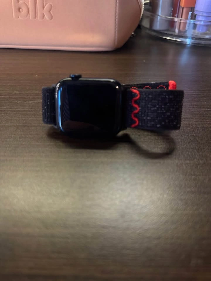 Apple Watch SE 3 (GPS) 44mm Nike Band - photo 3