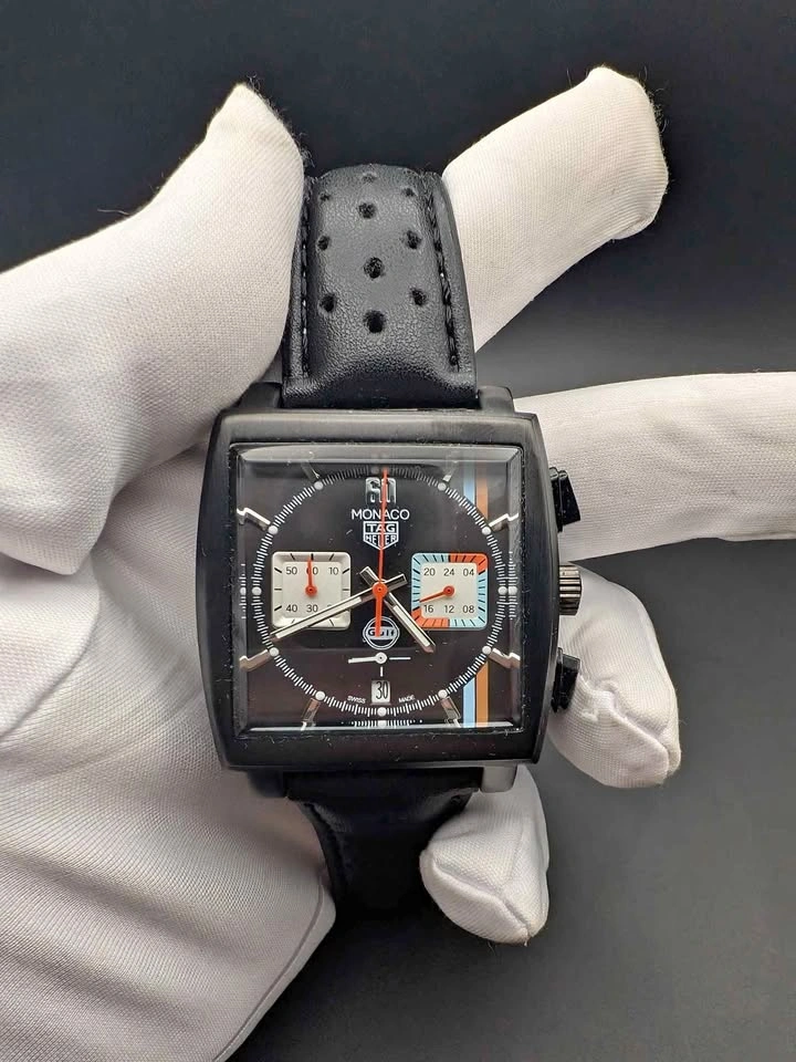 Beautiful black watch