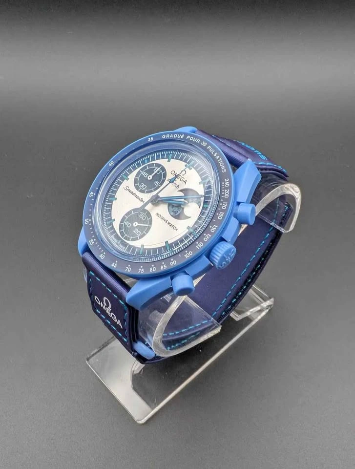 Beautiful blue watch in good condition - photo 3