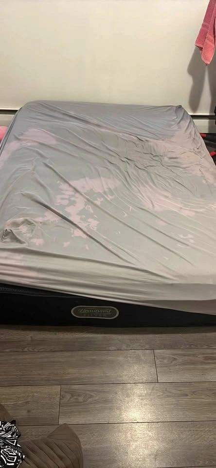 Queen size bed