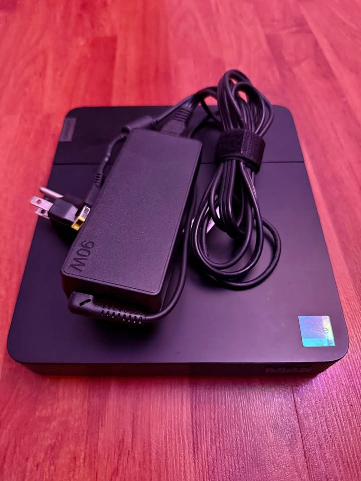 Lenovo ThinkSmart Core 11RX Desktop