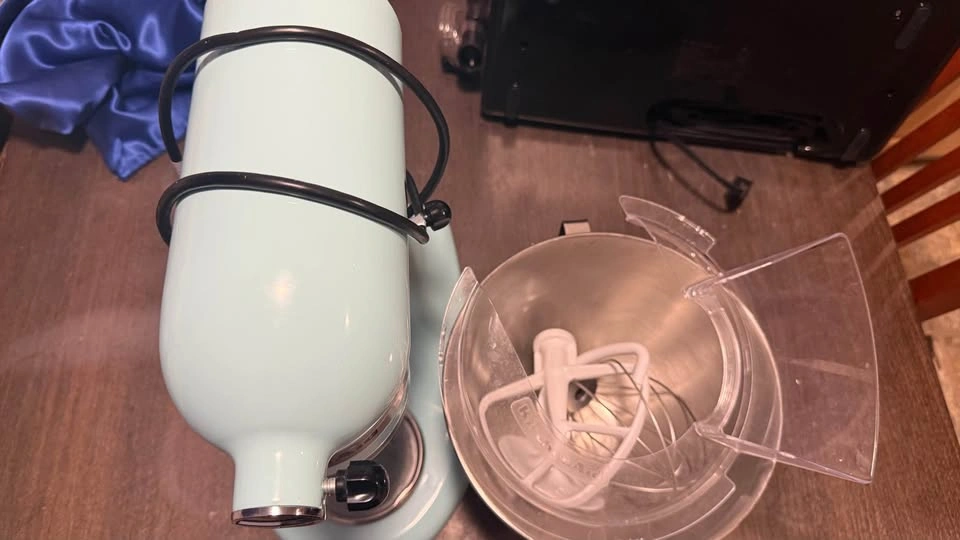 KitchenAid Mixer - photo 2