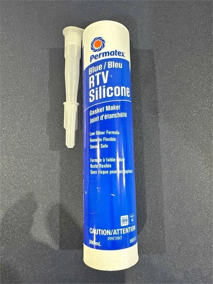 Permatex 81409 High-Temp Red RTV Silicone Gasket – 11 oz