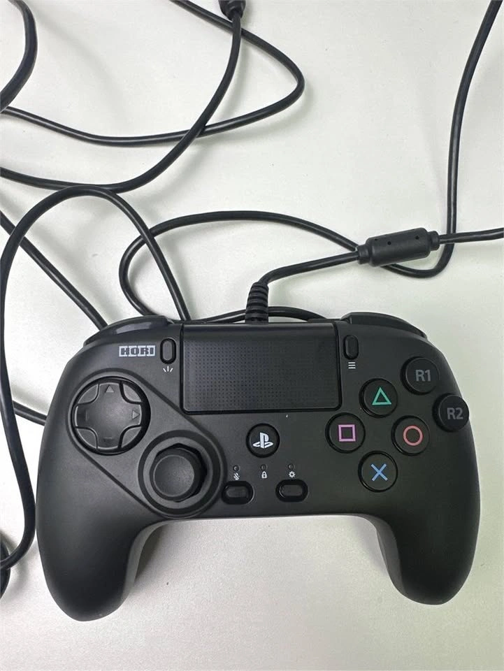 HORI Fighting Commander OCTA – PS5 / PS4 / PC Fightpad - photo 2