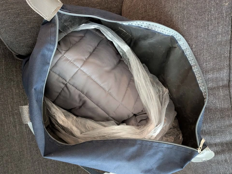 Weighted blanket brand new - photo 3