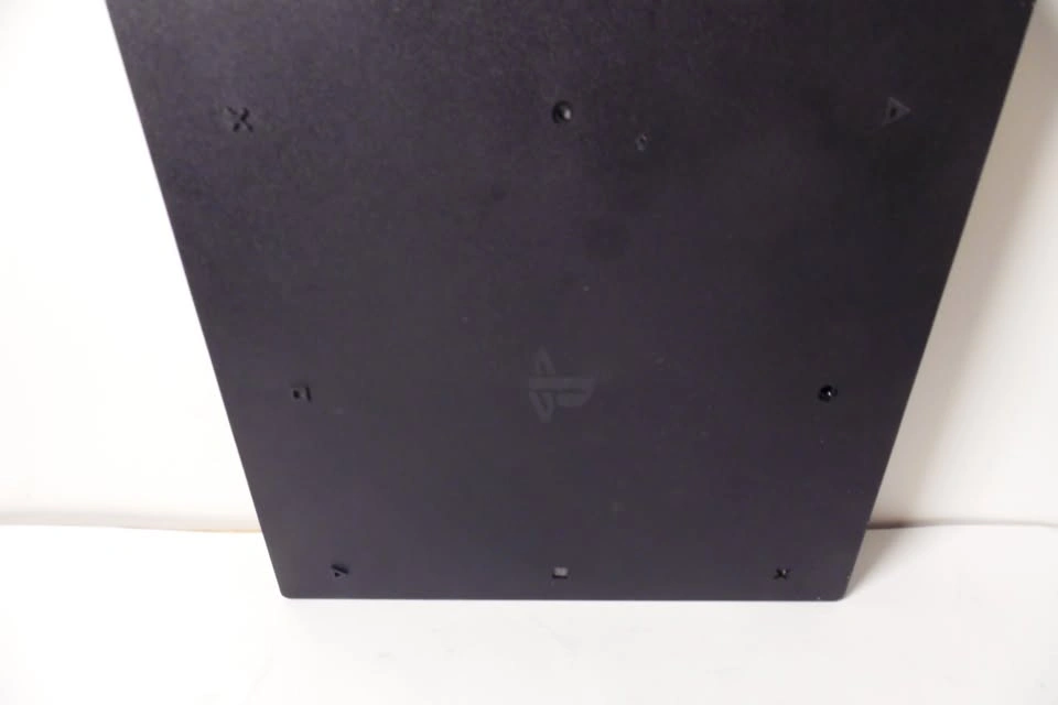 Sony PlayStation 4 Pro 1TB Console Bundle with Game - photo 3
