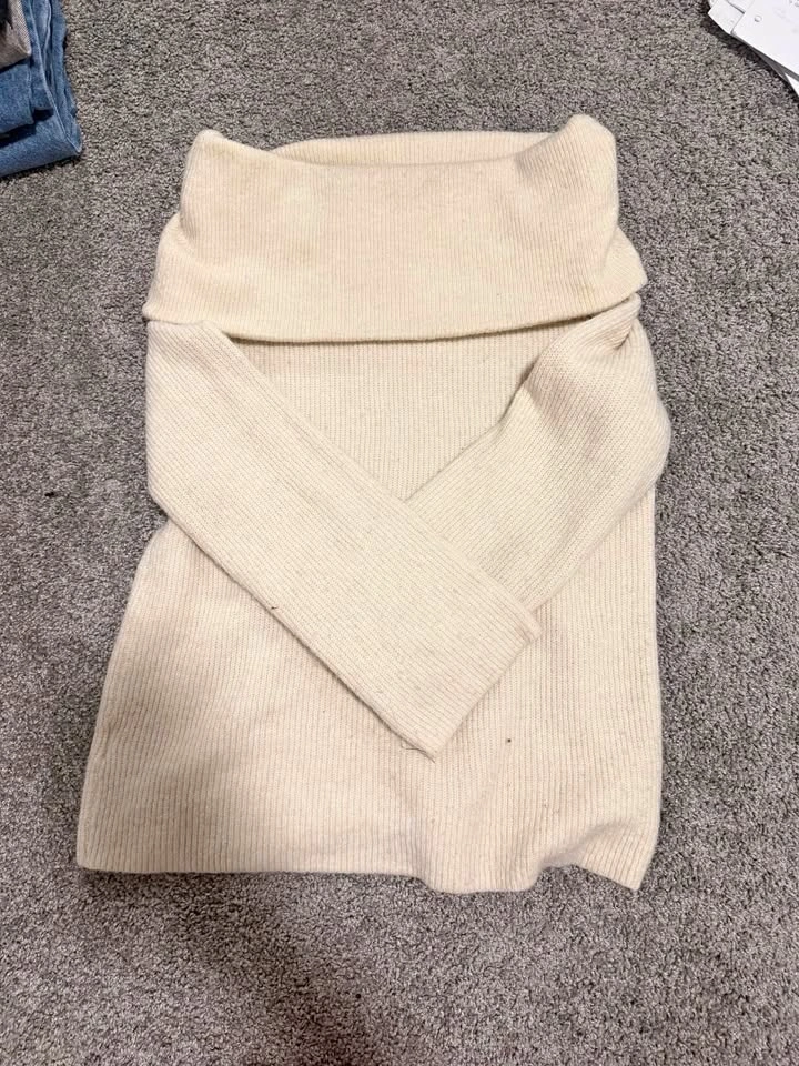 Cute over the shoulder sweater