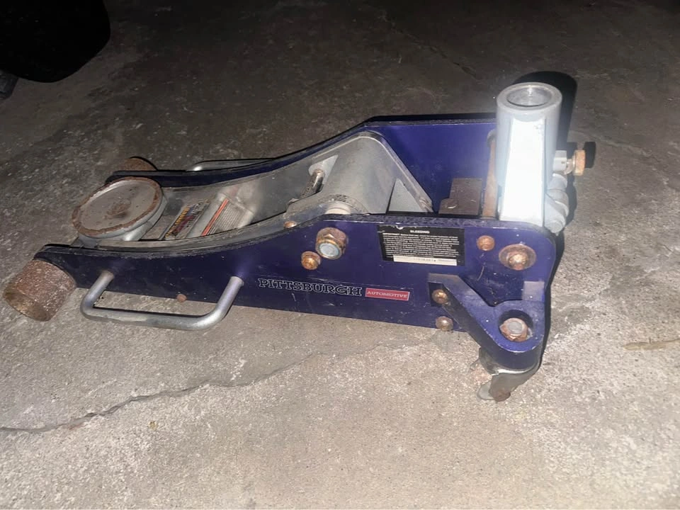 Floor Jack 2.5 Ton - photo 2
