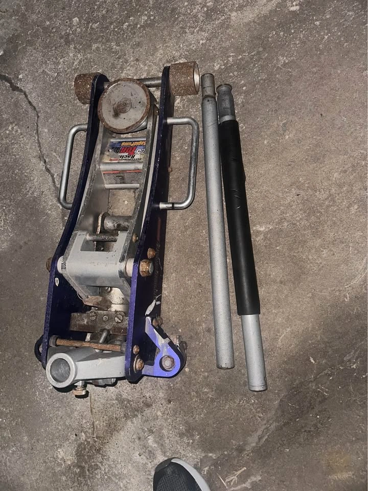 Floor Jack 2.5 Ton - photo 5