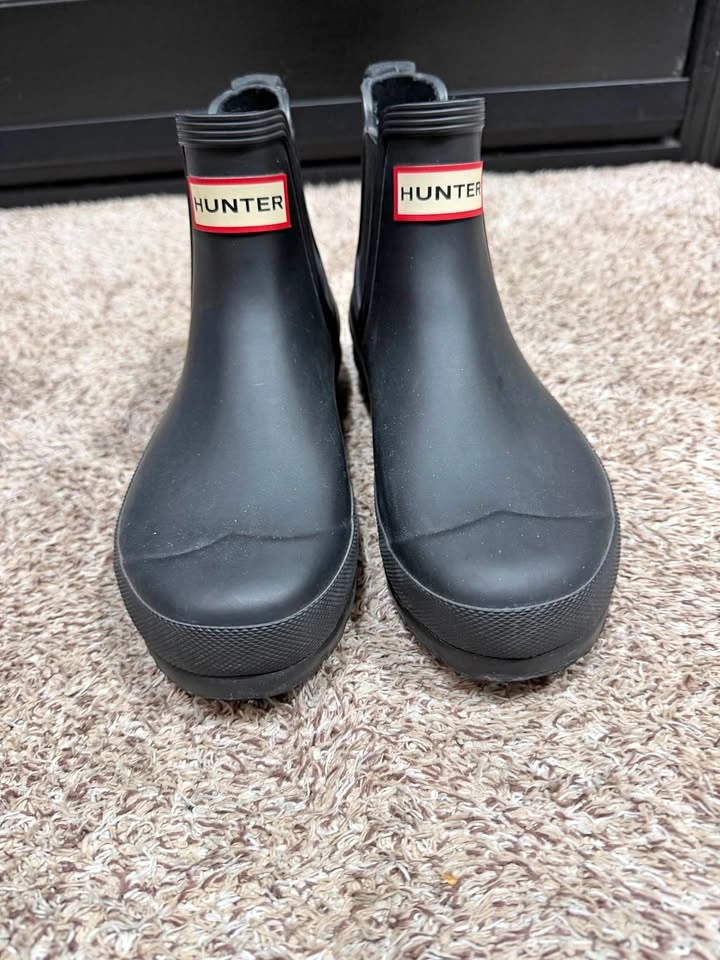 NEW Hunter Chelsea Boots Size 5