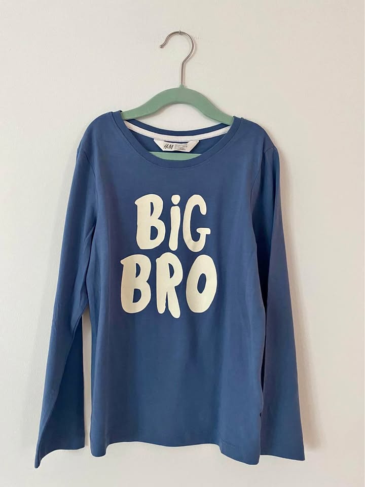Bundle of 8 items for boys age 6-8 y.o.