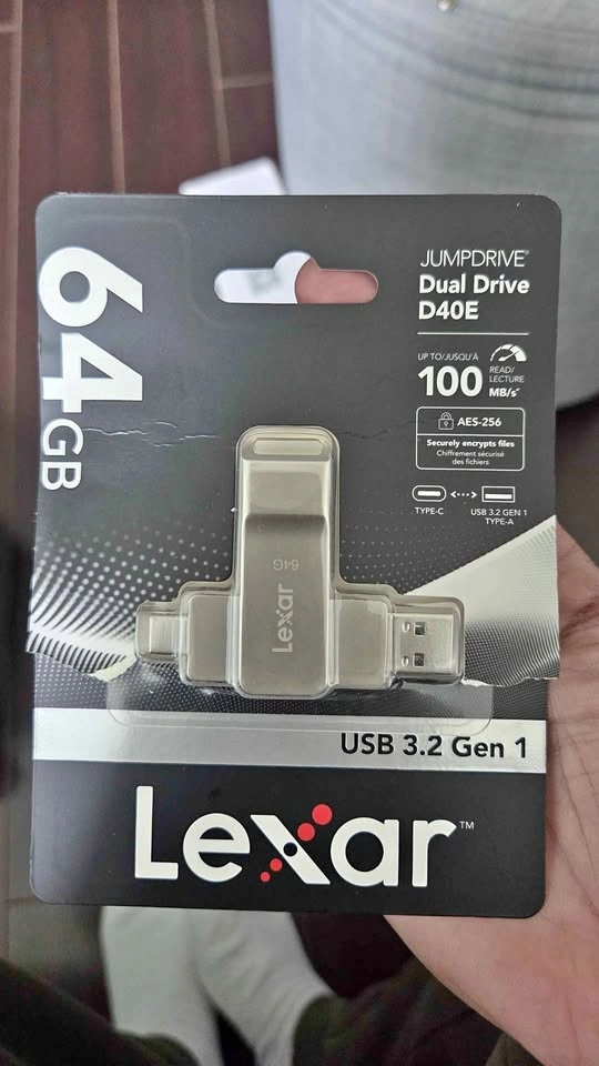 Lexar JumpDrive Dual Drive D40E 64GB USB Flash Drive