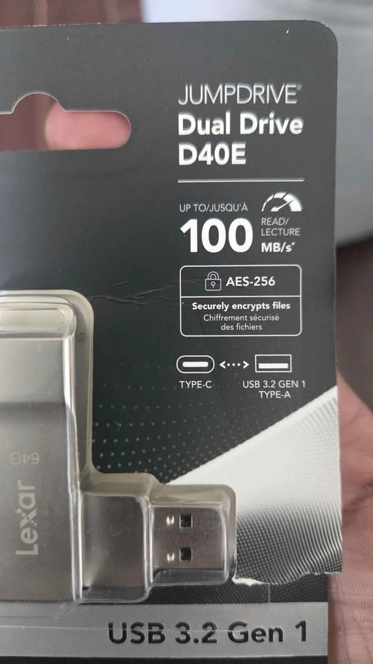 Lexar JumpDrive Dual Drive D40E 64GB USB Flash Drive - photo 2