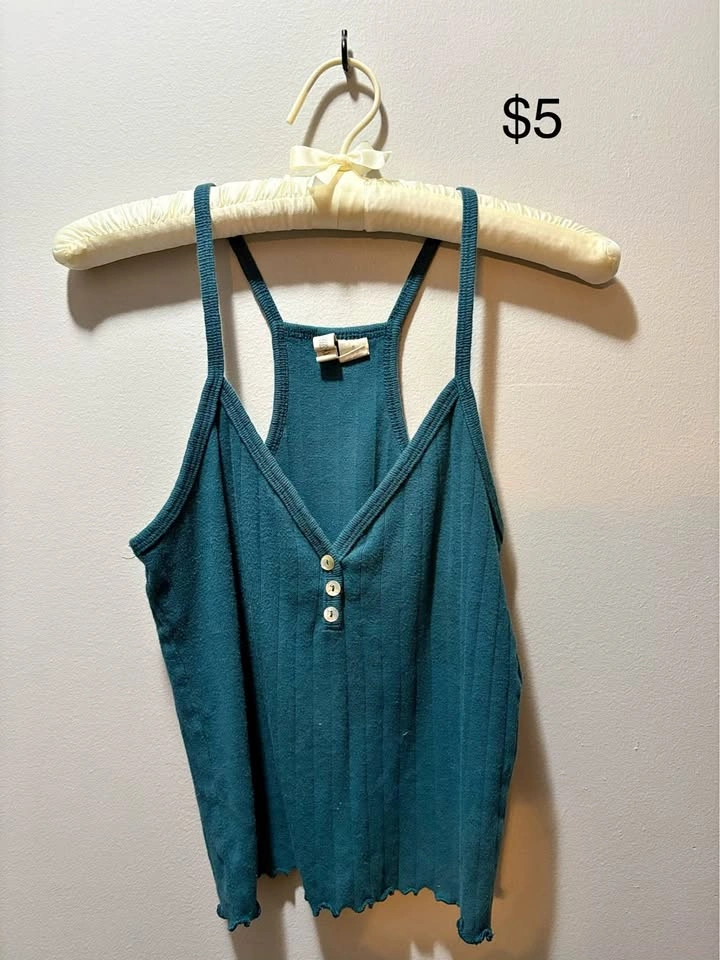 Sky & Sparrow Cropped Tank