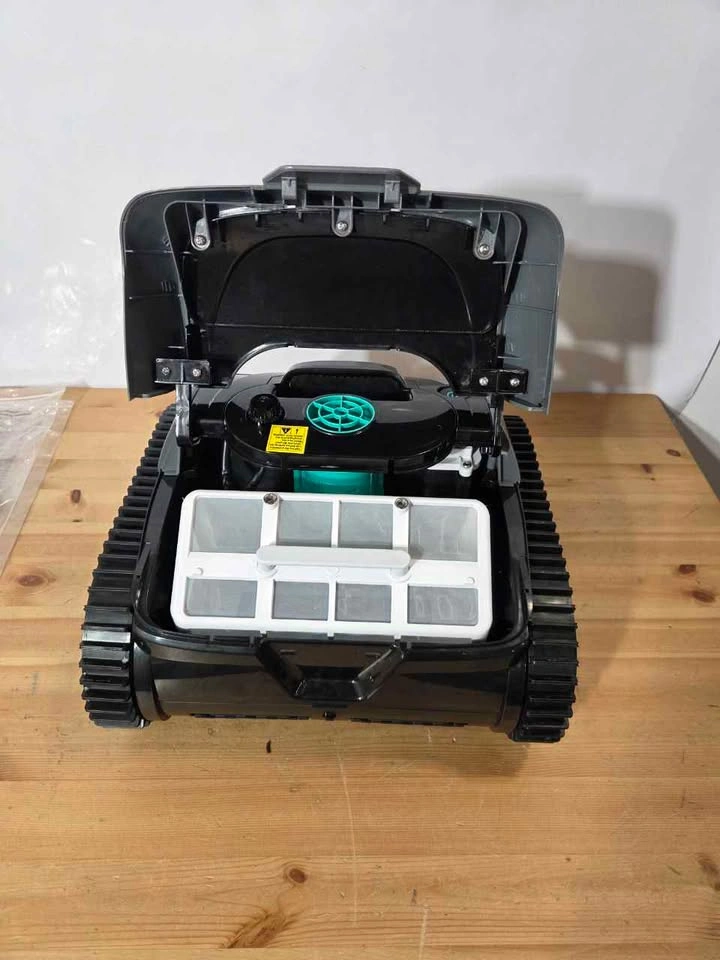 WYBOT C1 Cordless Pool Vacuum Robot - photo 2
