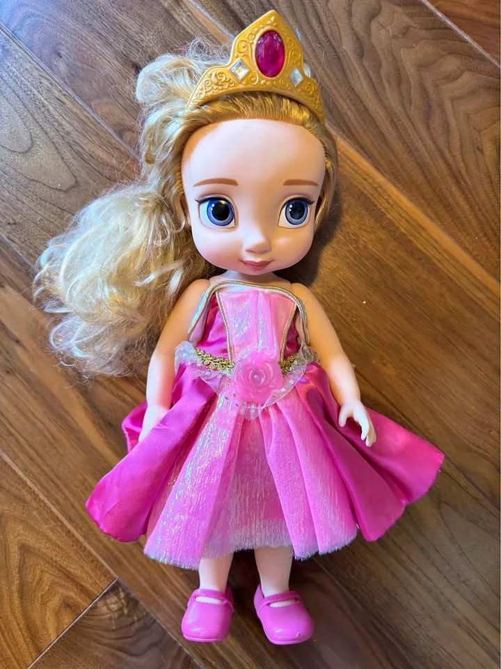 Rare Aurora (Sleeping Beauty) Doll thumbnail