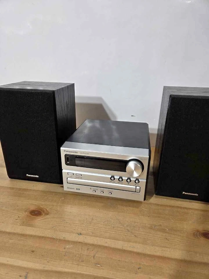 Panasonic SCPM250 Bluetooth Audio System
