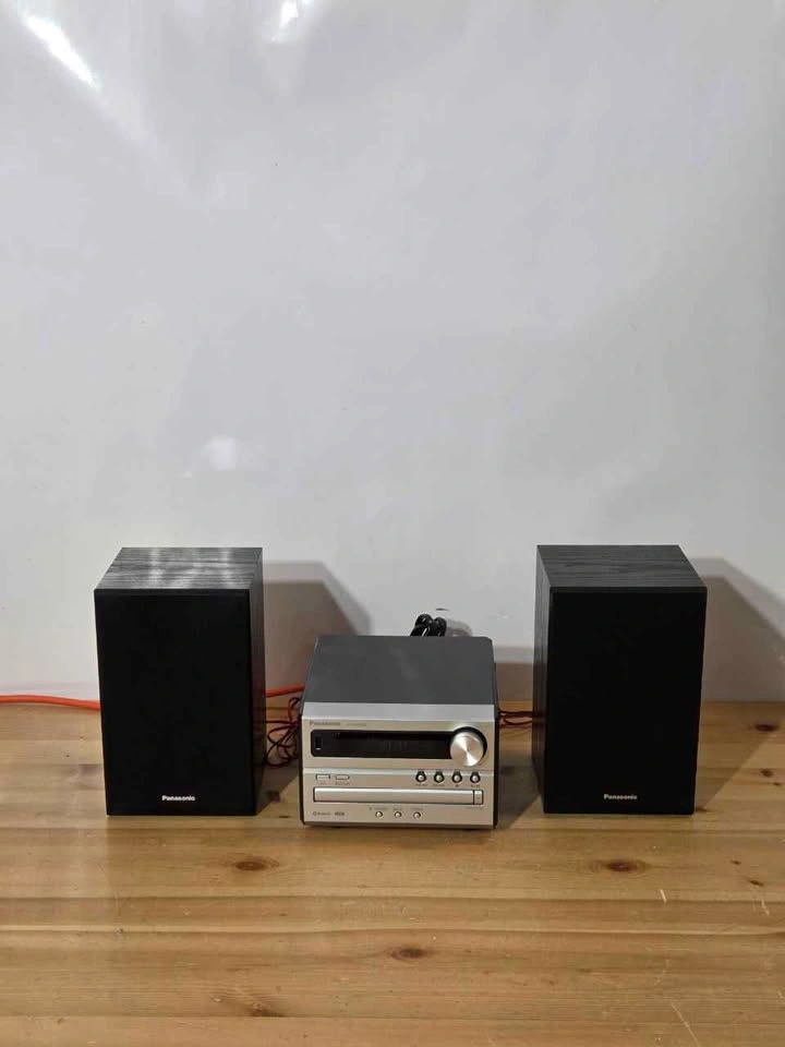 Panasonic SCPM250 Bluetooth Audio System - photo 4