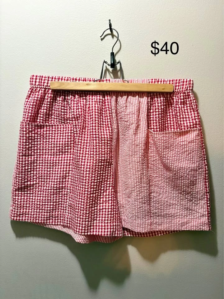 Things Between Shorts