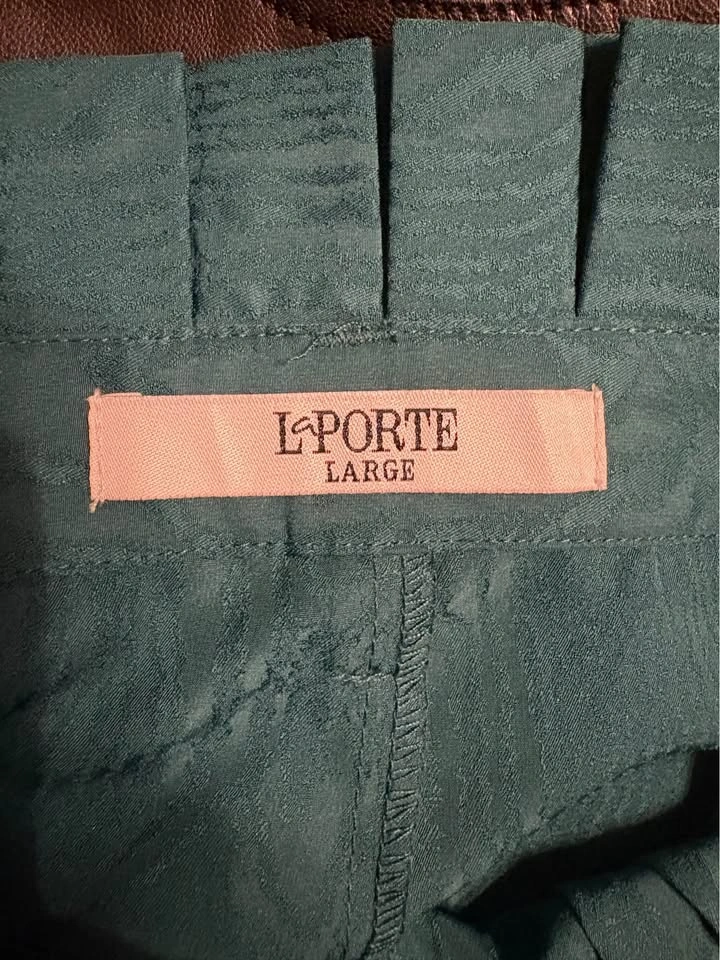 LaPorte Flowy Slit Leg Pants with Belt - photo 5