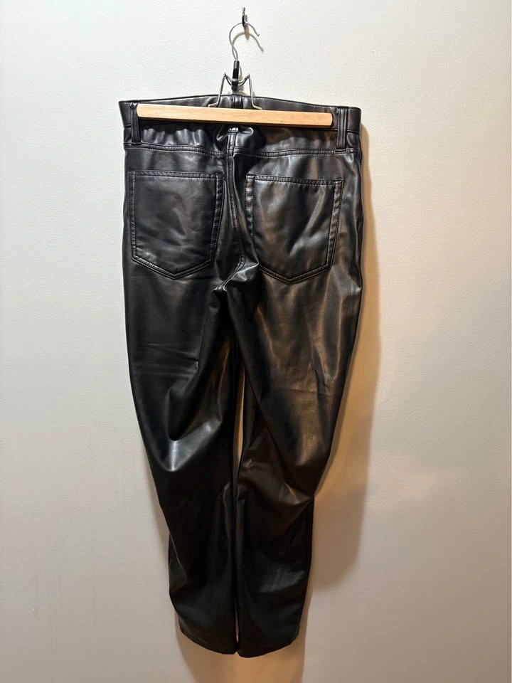Abercrombie & Fitch Vegan Leather Pants - photo 2
