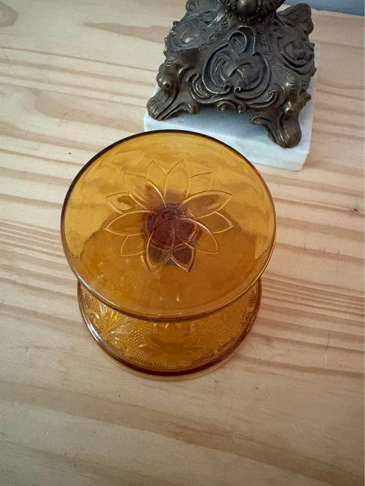 Vintage Indiana Glass Champaign/Sorbet Dish - photo 3