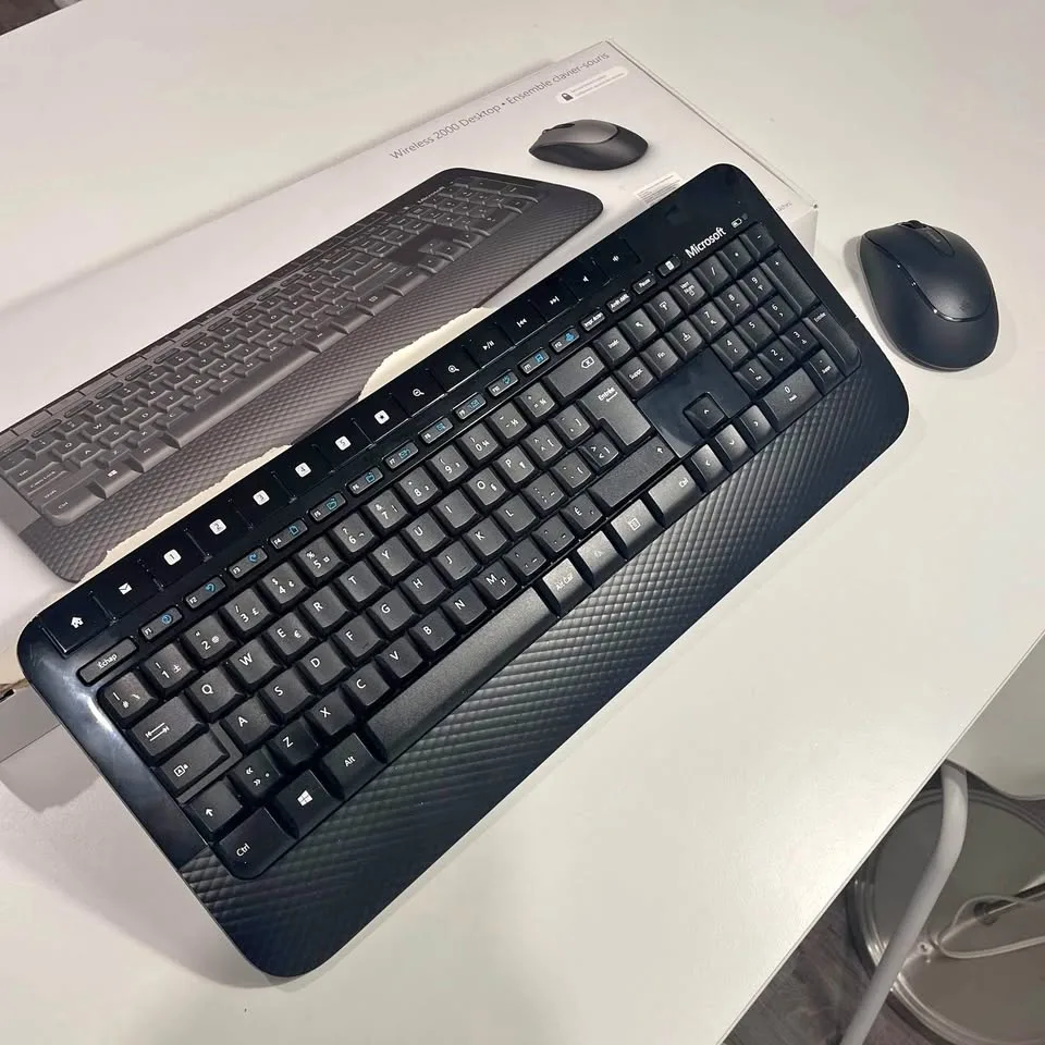 Microsoft Keyboard & Mouse Set thumbnail