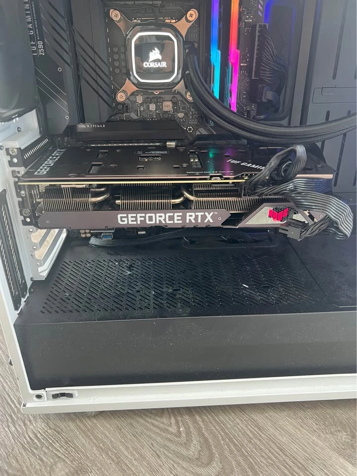 ASUS TUF Gaming GeForce RTX 3070 - photo 4