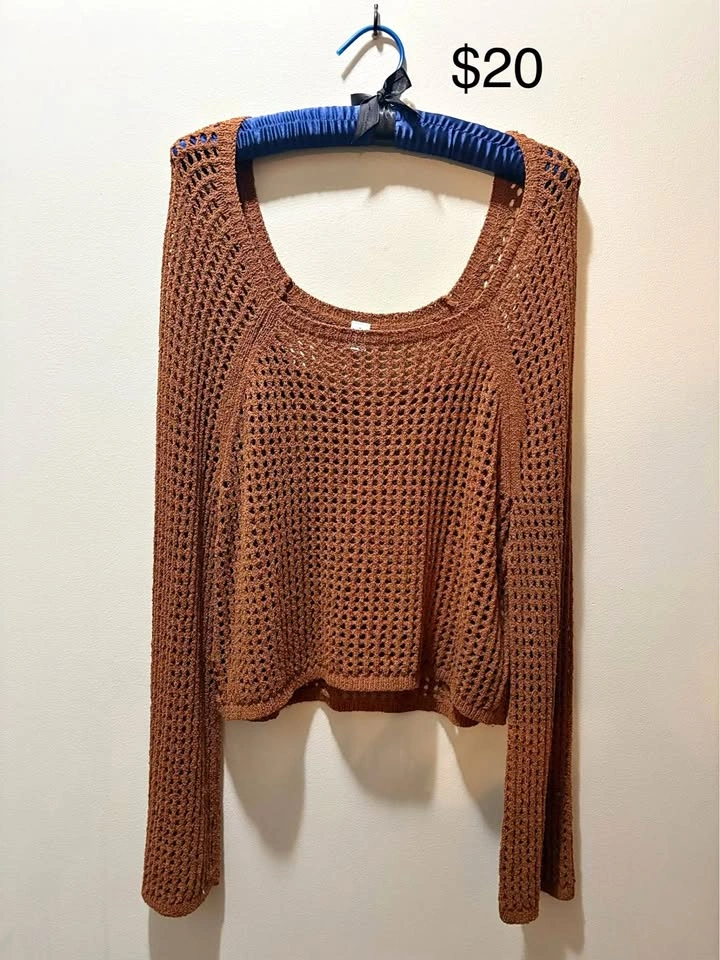 Old Navy Sweater