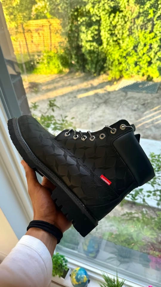 AUTHENTIC SUPREME x TIMBERLAND 6-Inch Premium Waterproof Boot - photo 2