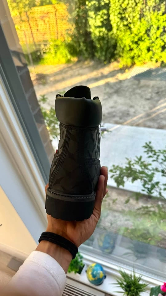 AUTHENTIC SUPREME x TIMBERLAND 6-Inch Premium Waterproof Boot - photo 5
