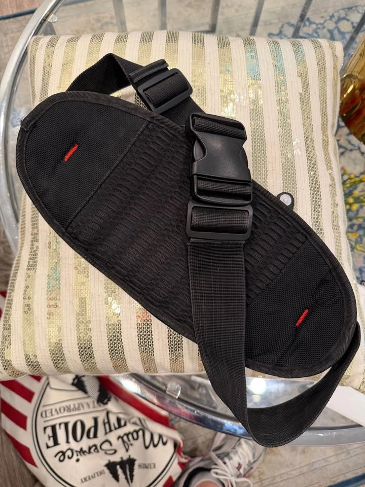Monza Italy multi-pocket black nylon waist bag - photo 2