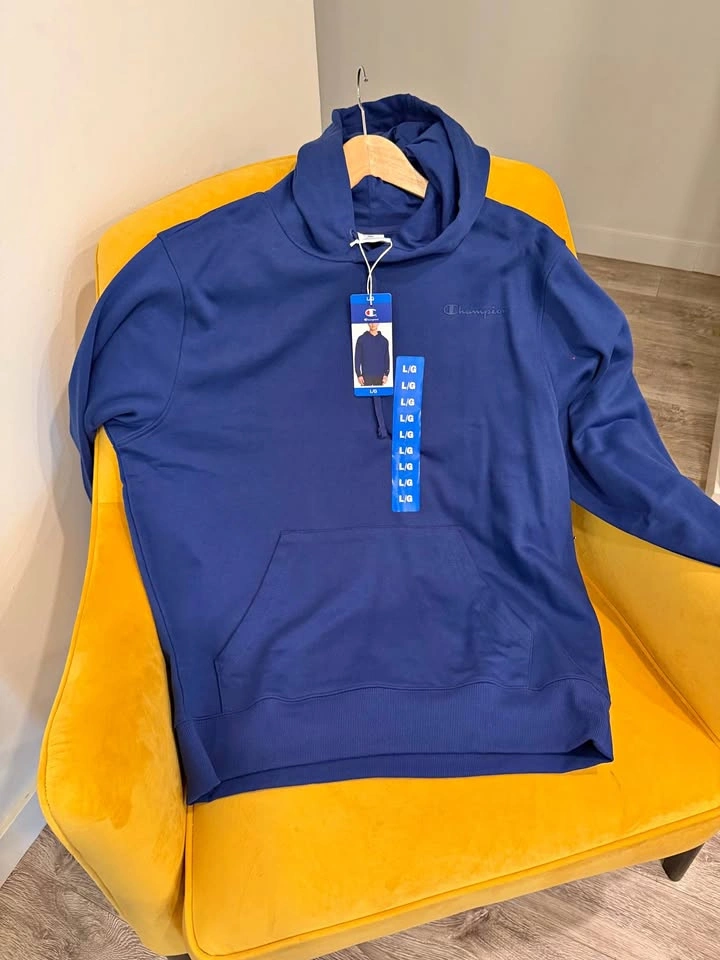 Pullover hoodie