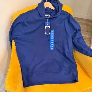 Pullover hoodie