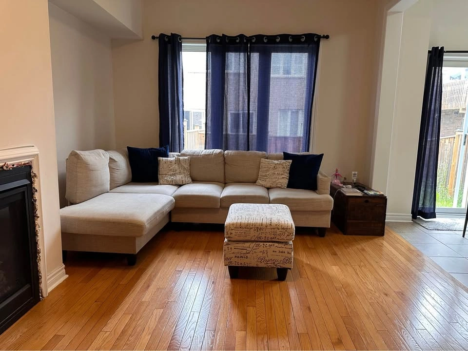 Sectional Sofa with Chaise and Ottoman - photo 3