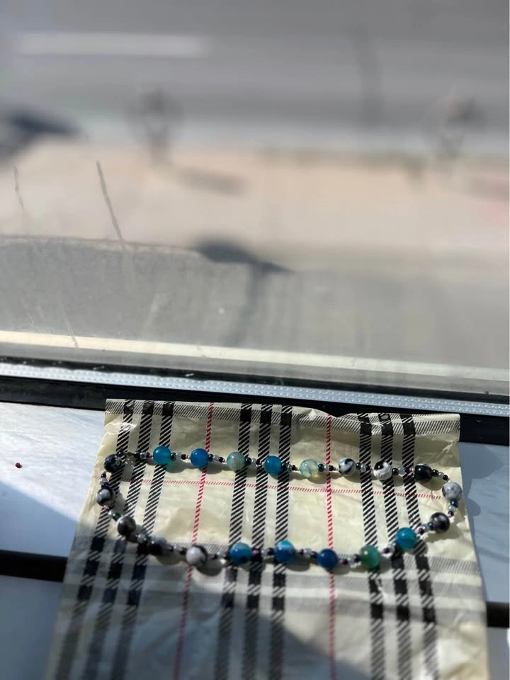 Handmade crystal necklace & bracelets - photo 3