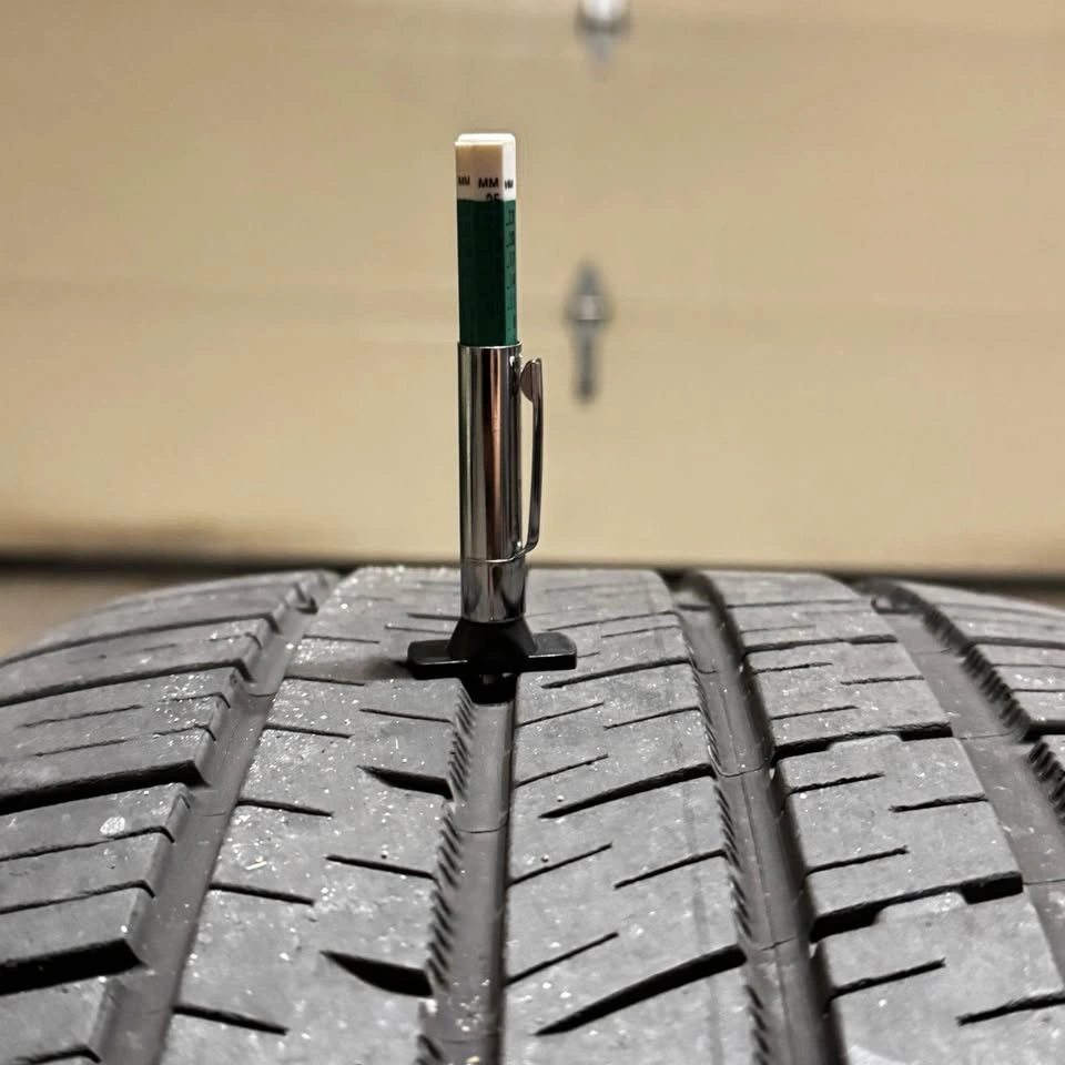 4 x 245/45/R17 Rims + Michelin all season tires + FREE Bags&Caps - photo 2