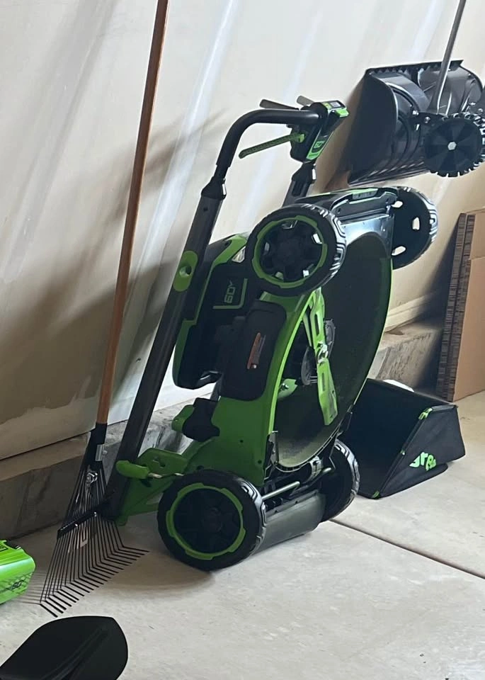 Greenworks Pro 60V 22” Self-Propelled Cordless Lawn Mower - photo 4
