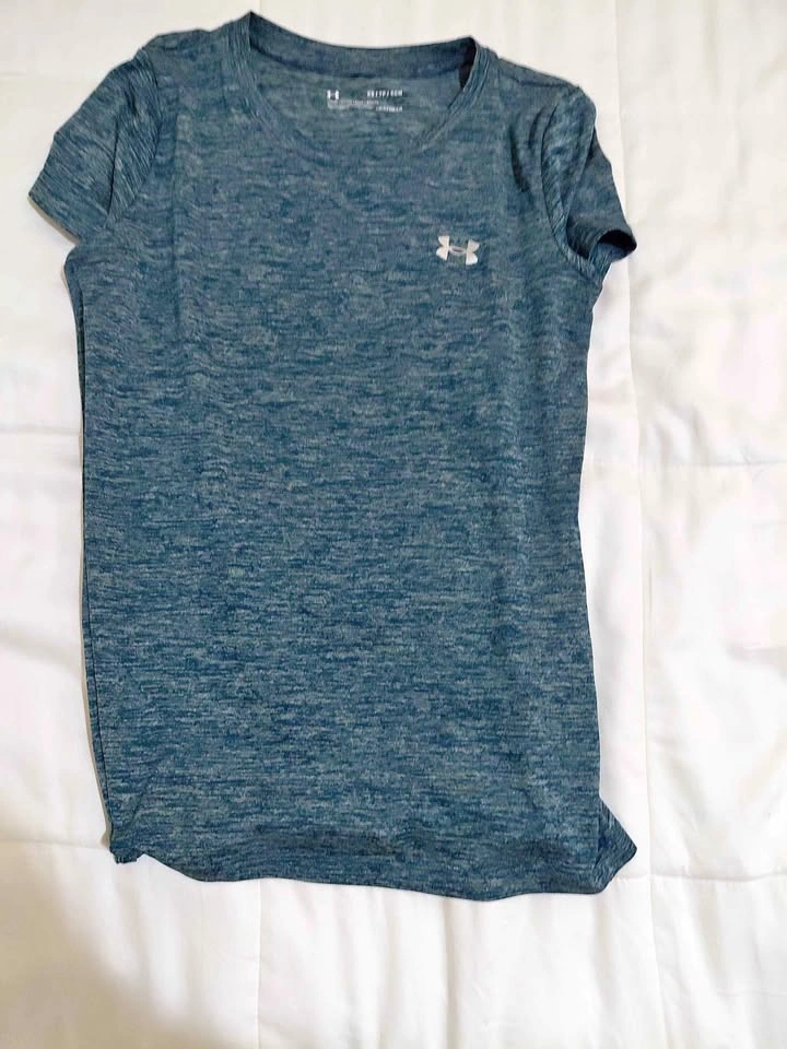 Under Armour HeatGear T-Shirt Size XS