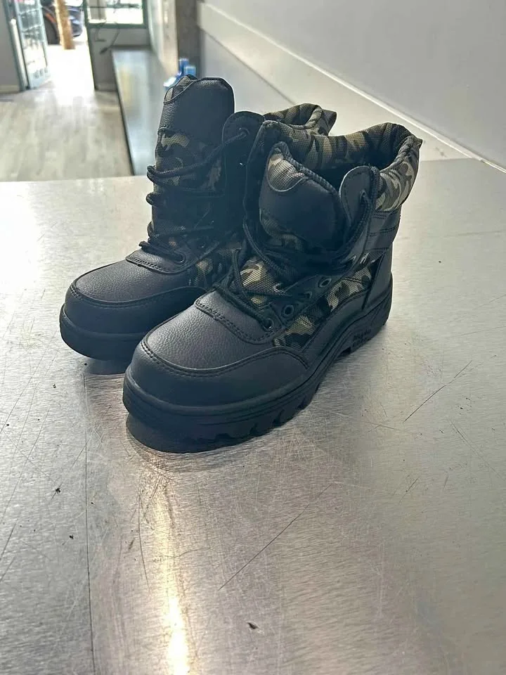 DingGu High-Cut Steel Toe Boots thumbnail