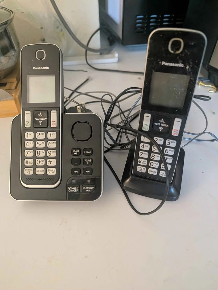 2 Panasonic Cordless Phones for VoIP or Landline - photo 2