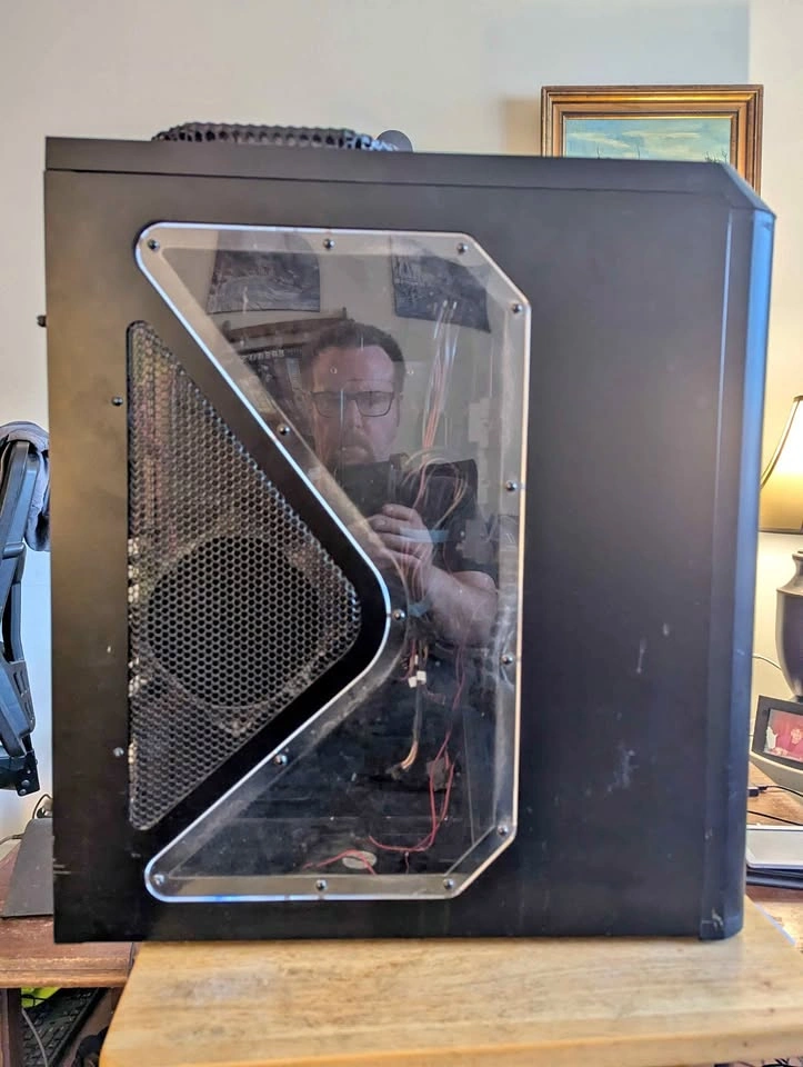 Antec Twelve Hundred v2 PC Case - Solid Steel and Massive