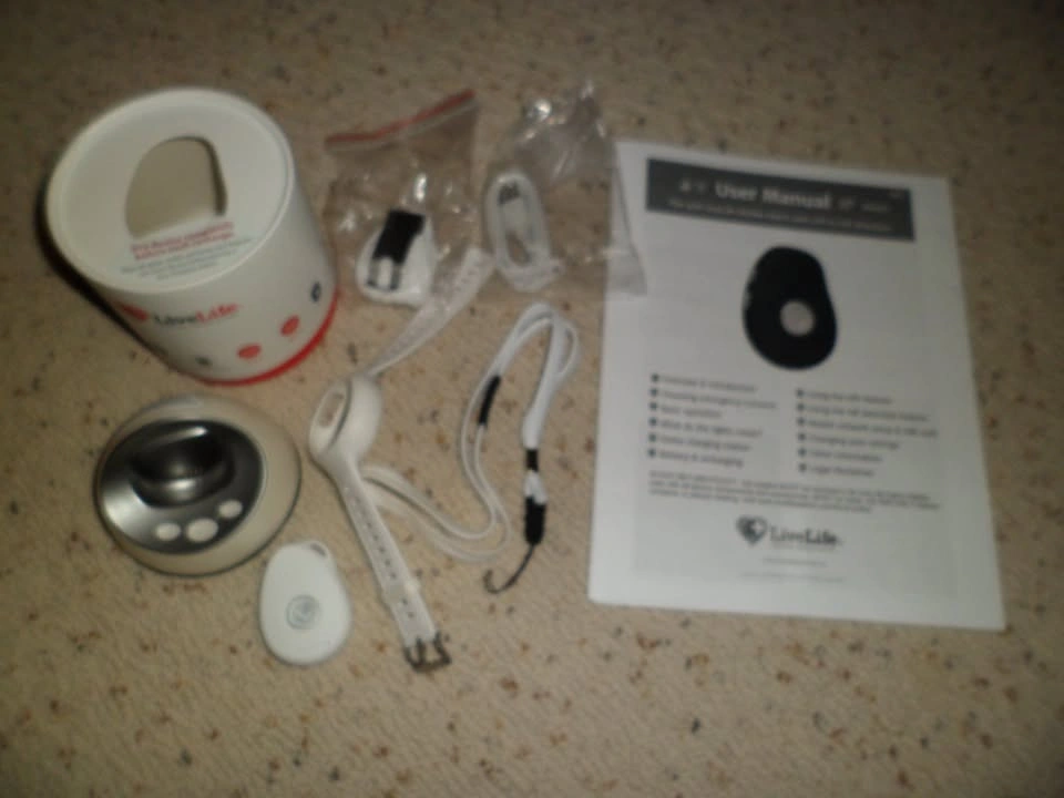 LiveLife Personal Mobile Alarm device 4GX - white LIKE NEW - photo 2