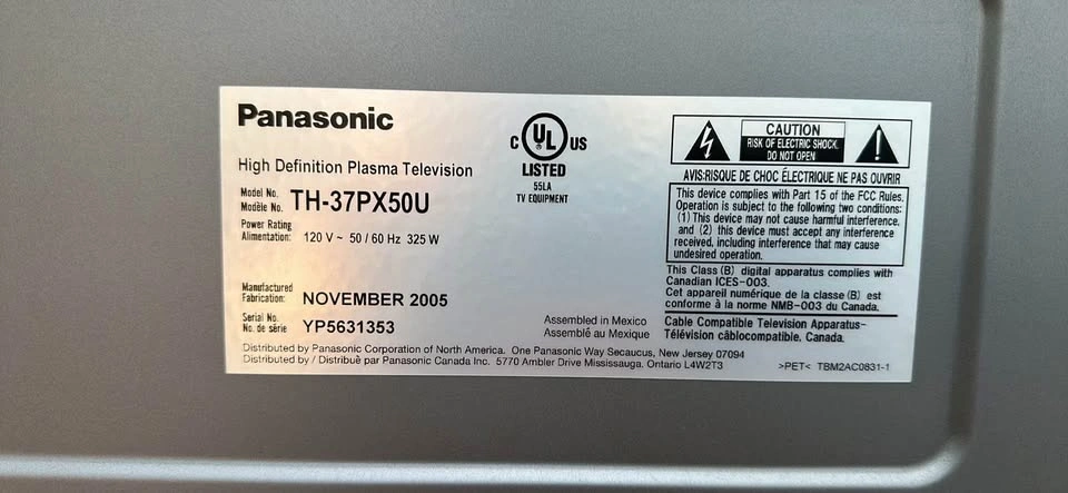 TV Panasonic 37 inches with remote control and pedestal - photo 2