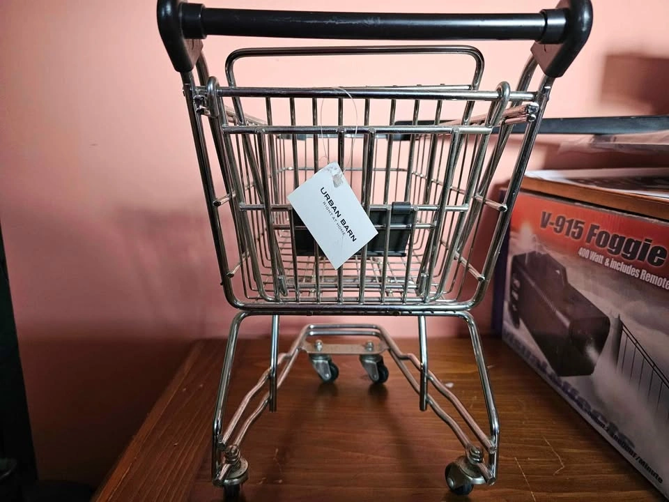 Decorative grocery cart. 14" Tall x 14" long. Wheels and basket - photo 2