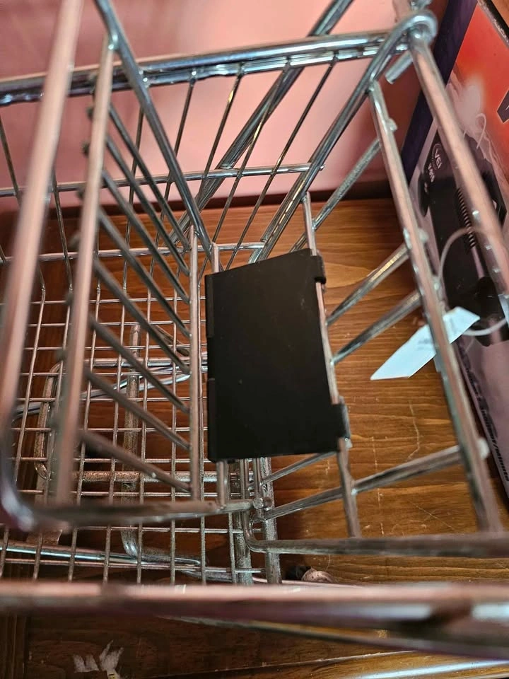 Decorative grocery cart. 14" Tall x 14" long. Wheels and basket - photo 3