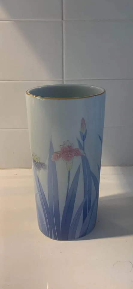 Retro Flower Vase image indicator(3)