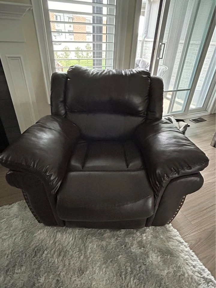 Leather Recliner - photo 3