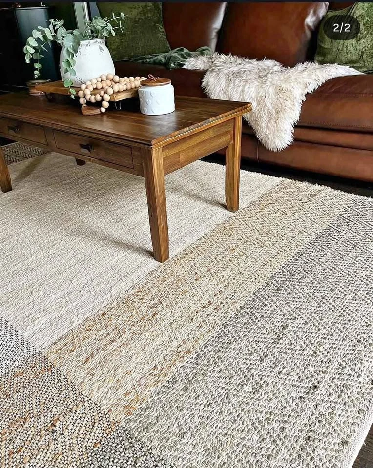 Brand new Endy Hand-Loomed Jute Rug 6'x9'